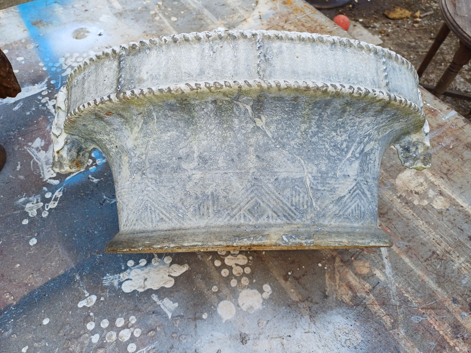 3 Cast Iron Planters 1900: Charleville   Mézières photo Garden Decor