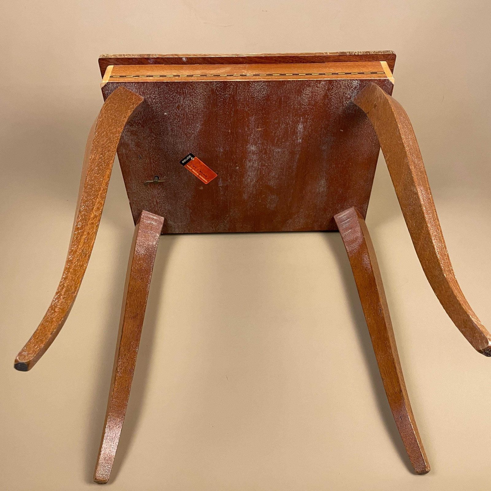 photo furniture Antique Wooden Table Vintage Wood Side Musical Swiss Marquetry Patterned Reuge Side Coffee Console Hallway Plant Stand Rectangle Varnished