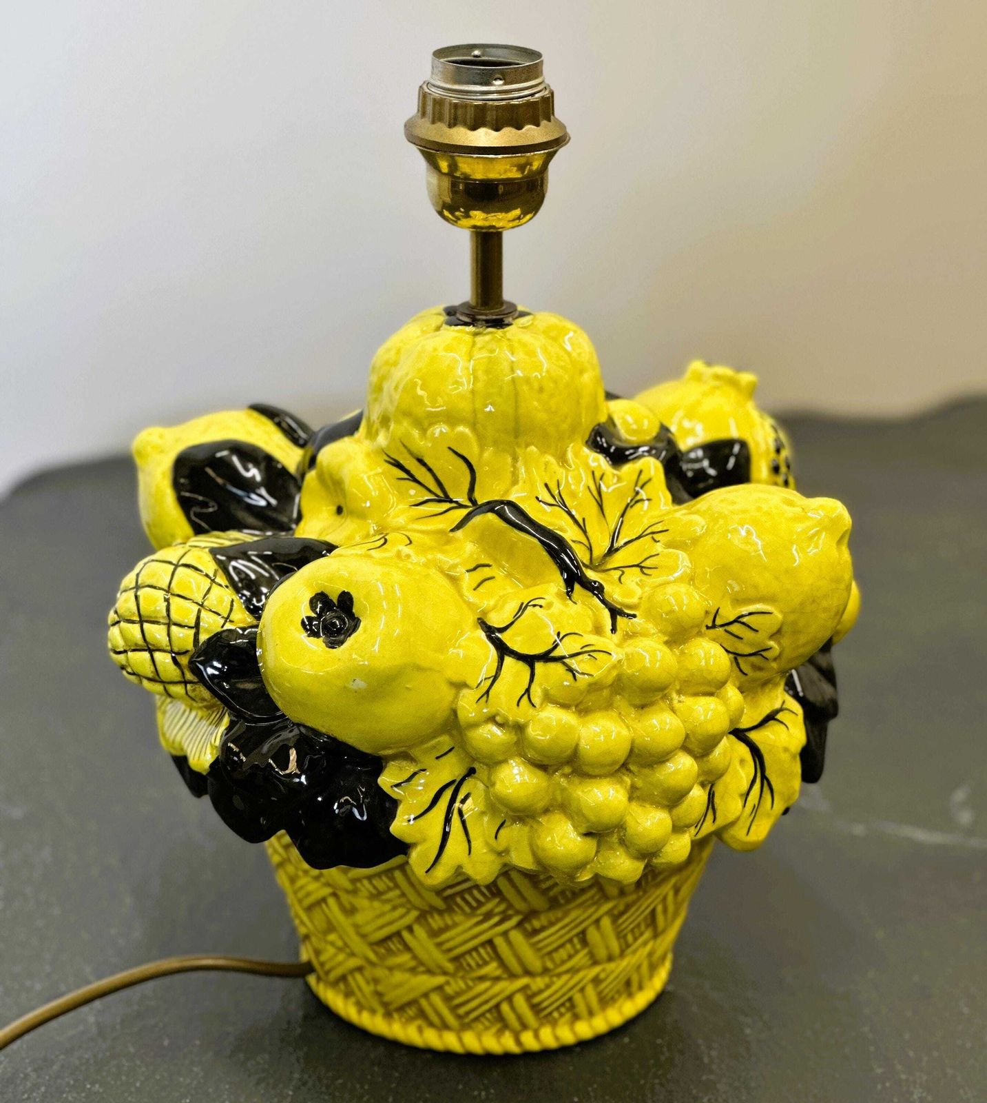 Striking Uco Zaccagnini Lemon Fruit Basket Table Lamp, 1970s. Italy. photo vinterior