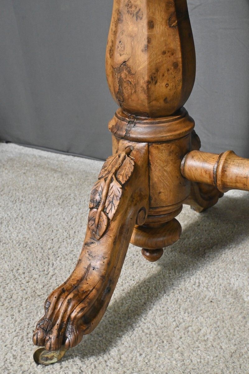 Furniture Victorian Amboyna Burl Desk, England – Late 19th Century photo