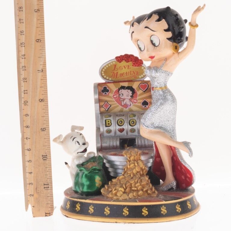 Betty Boop “Casino Cutie” Limited Edition Danbury Mint Collector’s Figure photo Home Decor