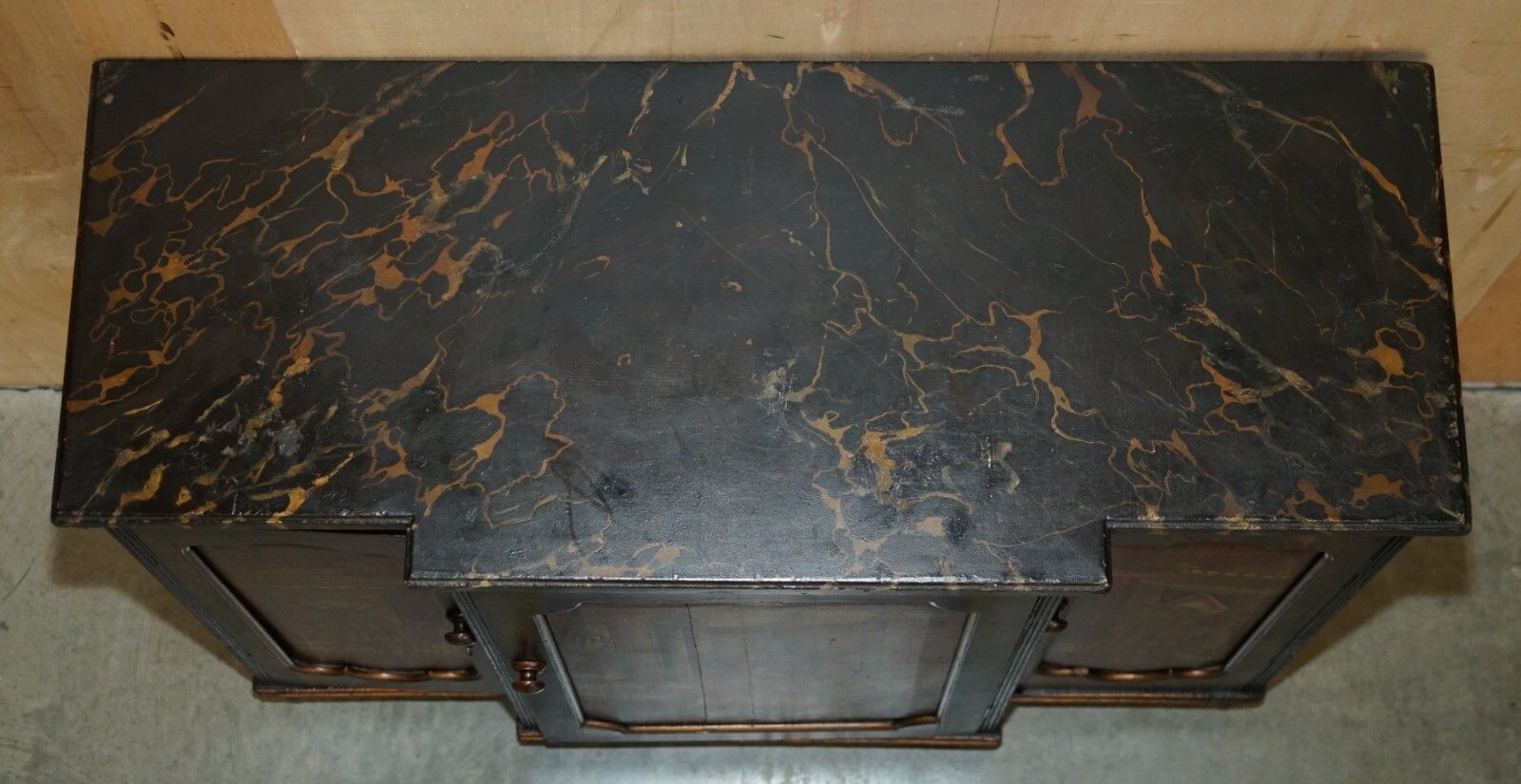 photo vinterior Antique Regency 1810 Simulated Rosewood Chinese Chinoiserie Breakfront Sideboard