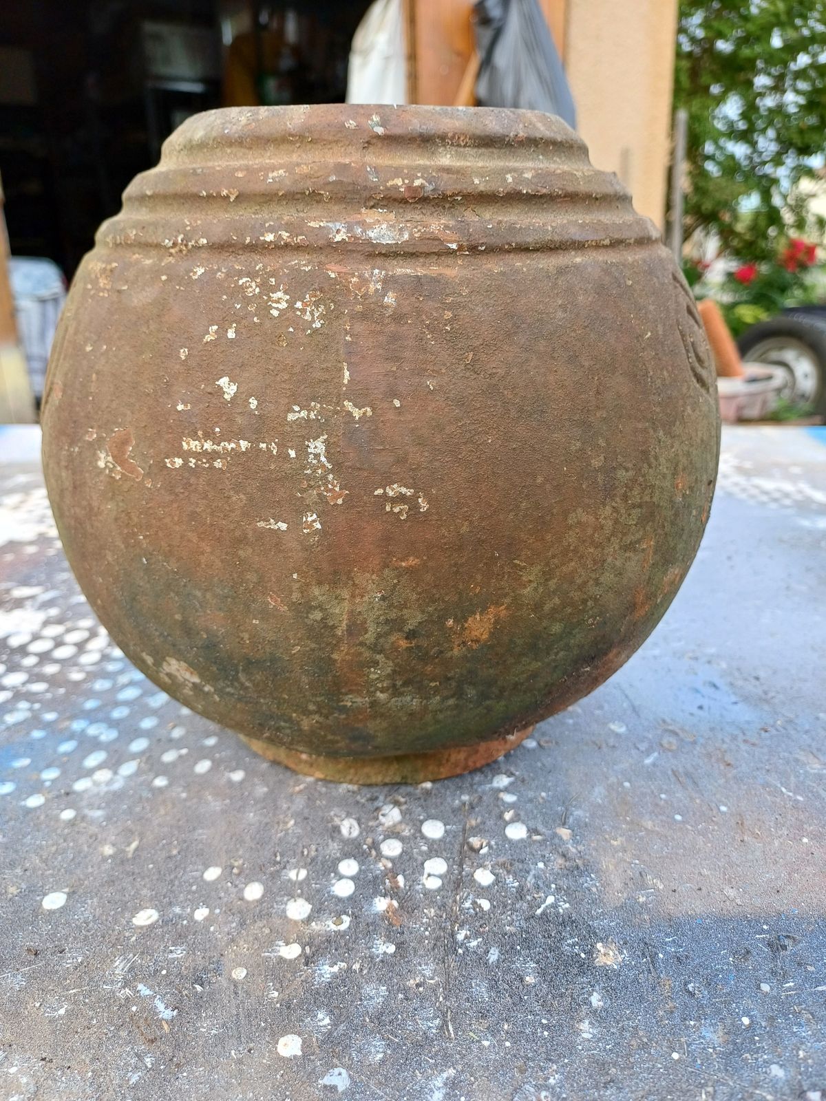1 Round Cast Iron Vase 1900 In Art Deco Style: Charleville   Mézières photo Garden Decor