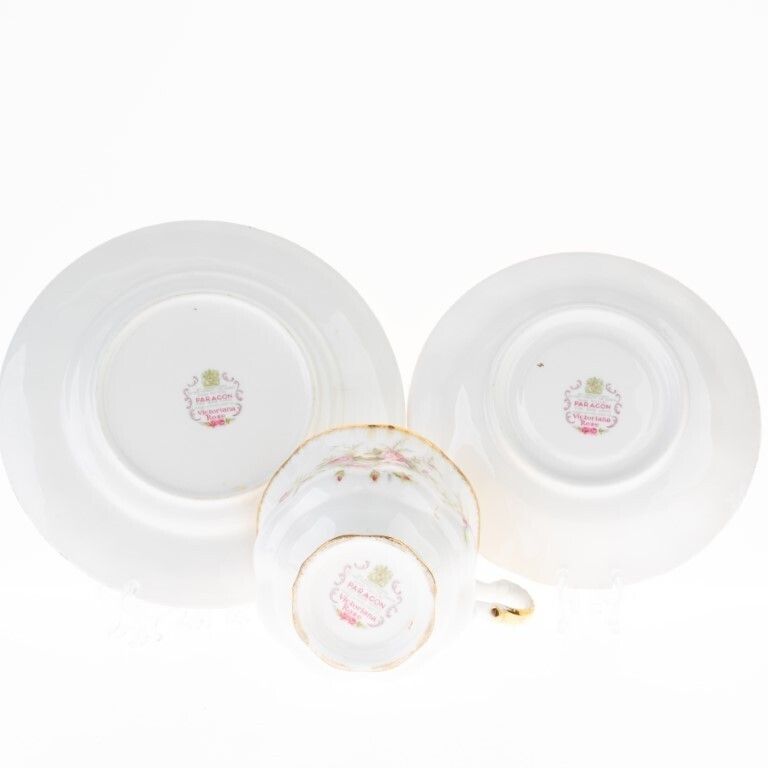Paragon Gilt Porcelain Ceramic Roses Trio Teacup & Saucers photo for sale