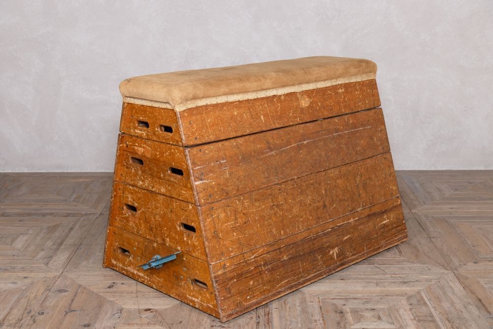 Vintage Vaulting Box