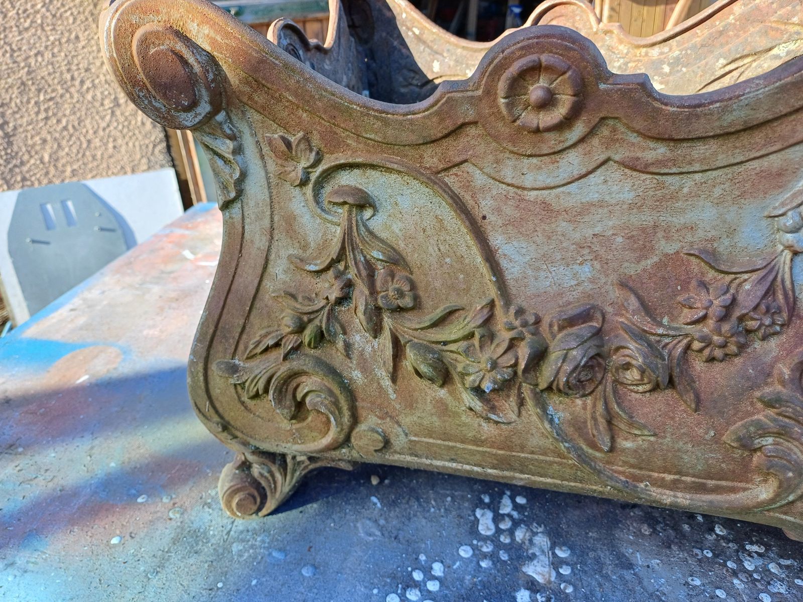 Garden Decor Large 1900 Cast Iron Planter In Rocaille Style: Charleville   Mézières photo