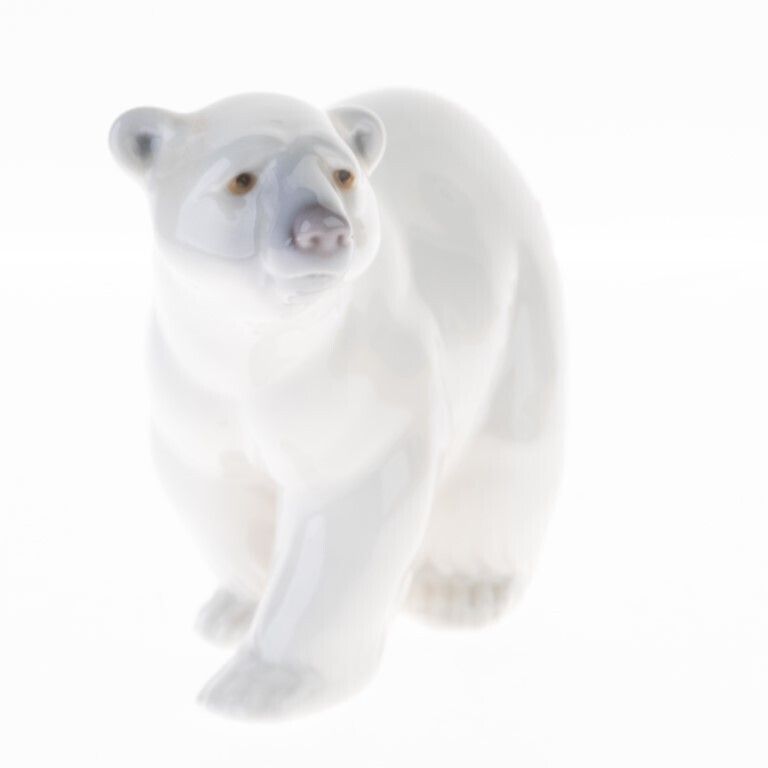 Lladro Porcelain Ceramic Polar Bear Figure