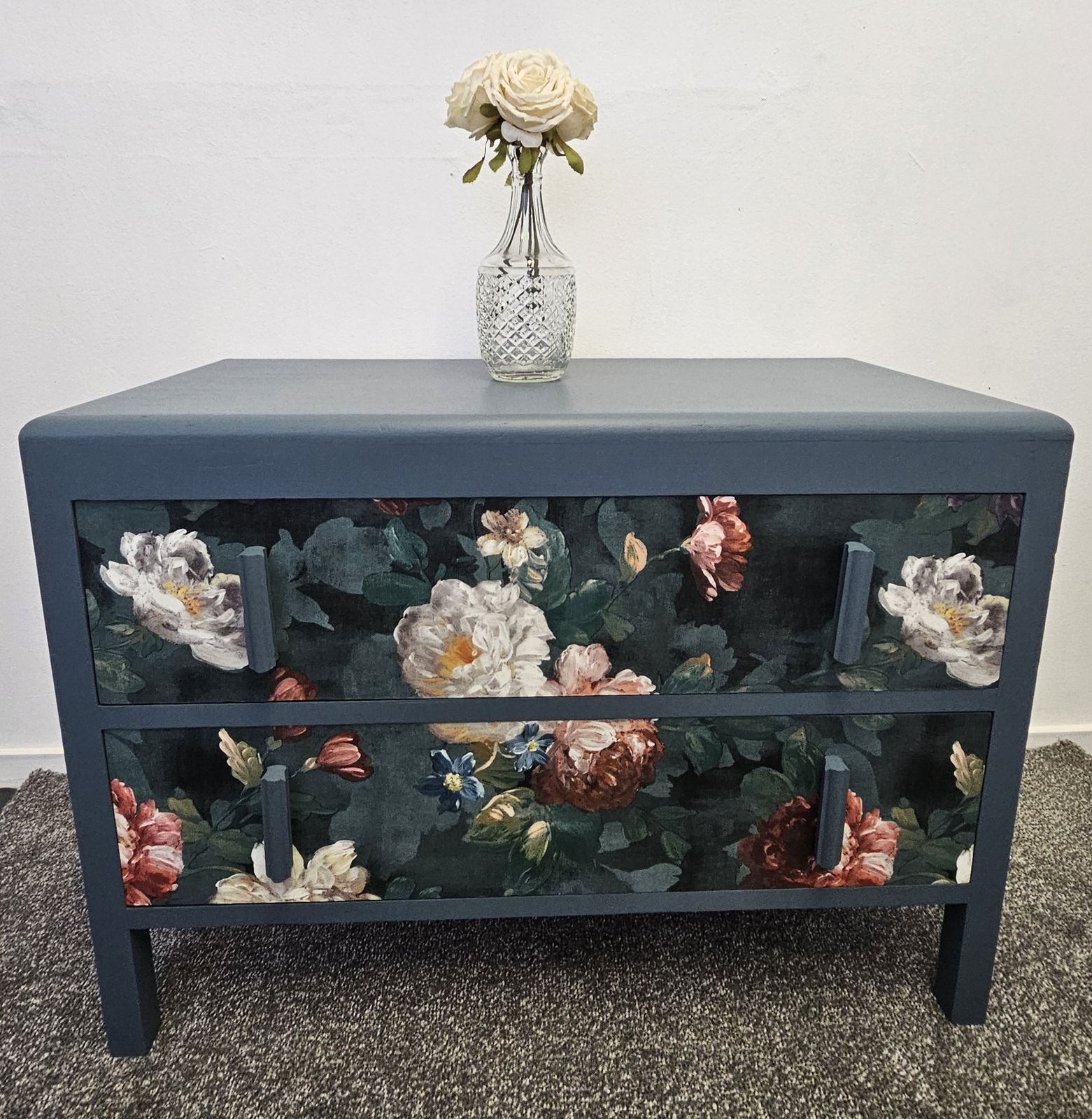 **Stunning 1930s Vintage Drawers**