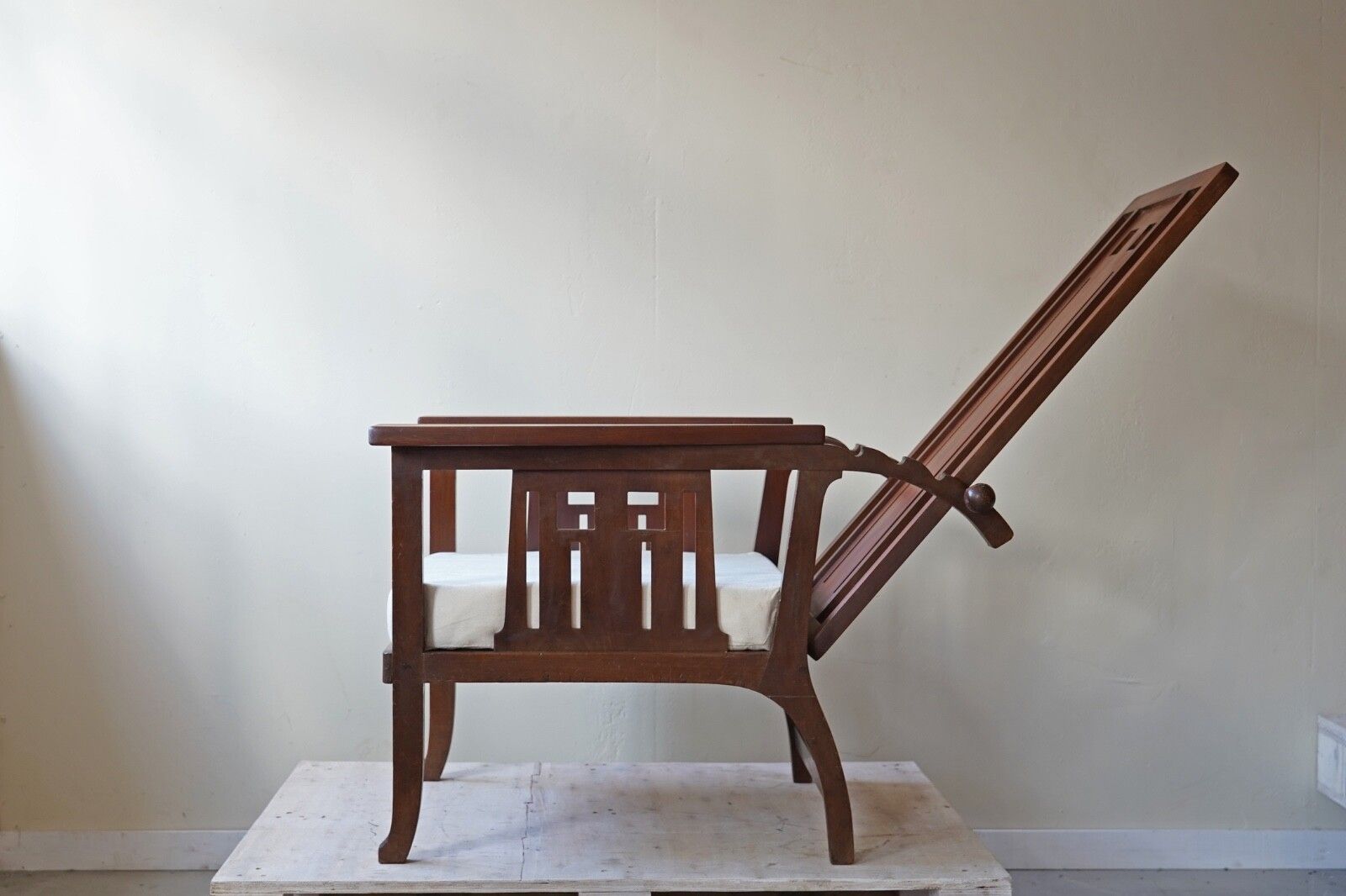 photo for sale Pair Of Antique Glasgow School Recliners