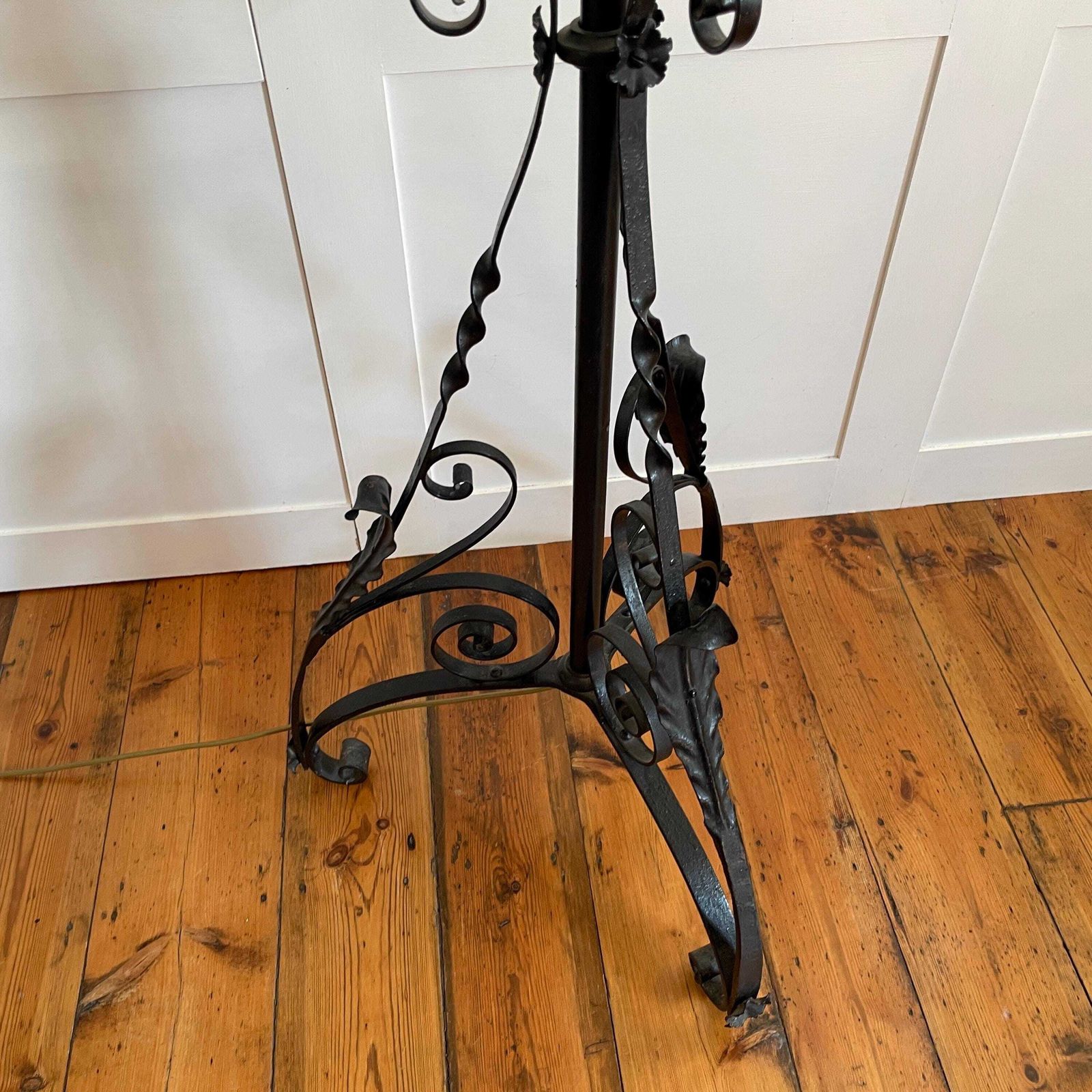 Antique Wrought Iron Freestanding Floor Lamp Black Ornate Vintage Shade 3 Legs Tall Large Floral Plant & Twisted Shapes Heavy photo furniture