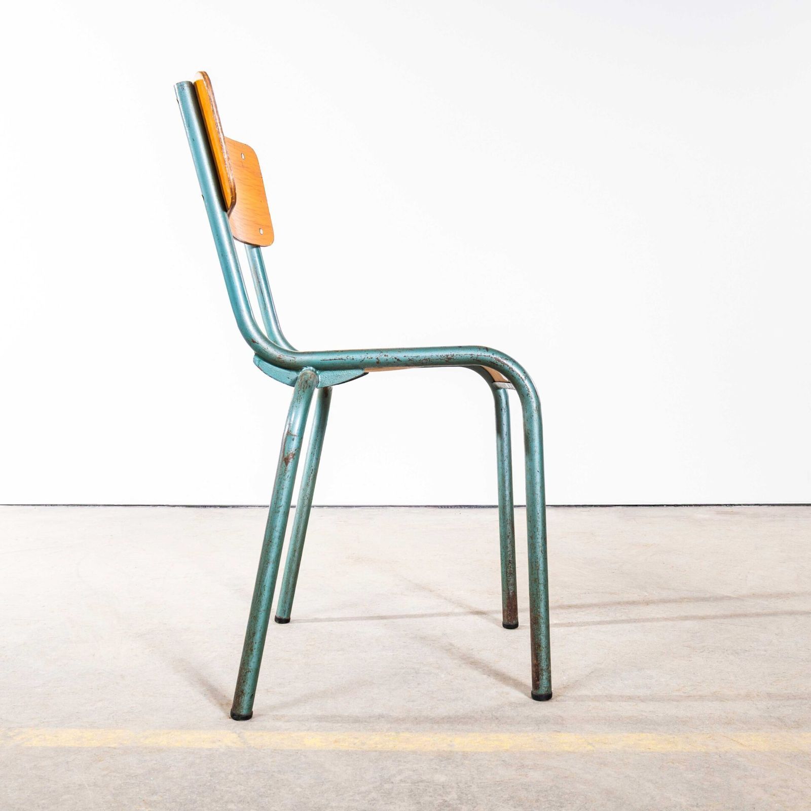 photo furniture 1950’s French 510 Mullca Aqua Stacking Dining Chairs
