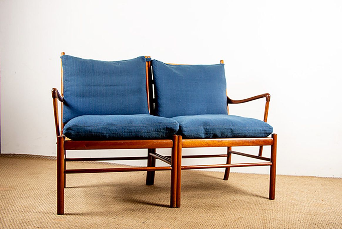 photo buy Canapé danois 2 places en acajou et cannage, modèle PJ 149/2 ou « Colonial Chair », par Ole Wanscher pour Poul Jeppesen.