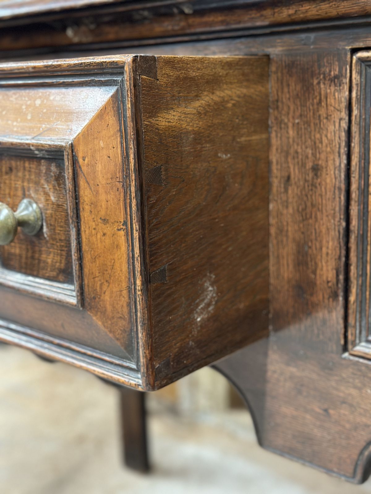 18th Century Welsh Oak Dresser photo furniture