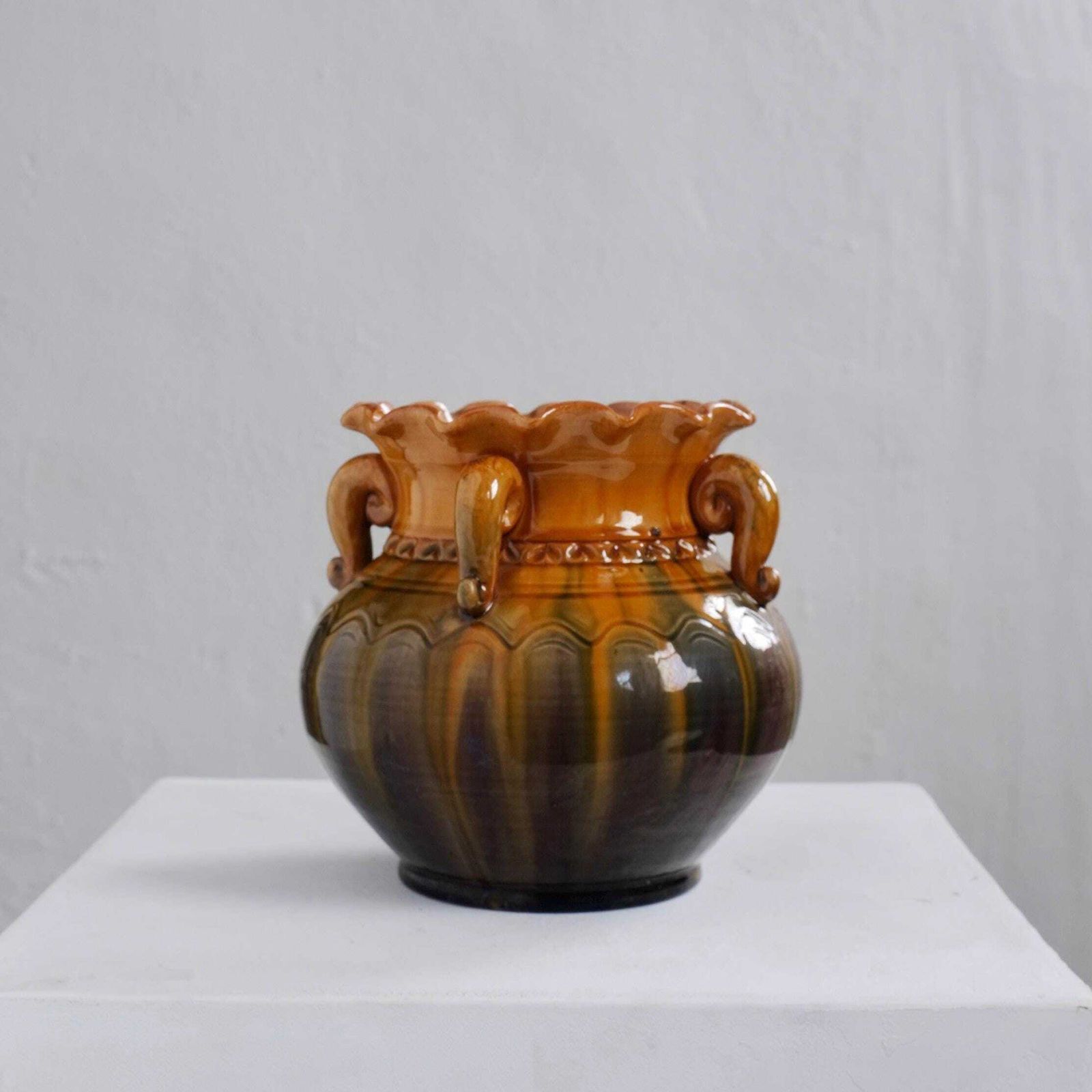 Scalloped Ceramic Vase With Curled Handles | Latvia | 1960s