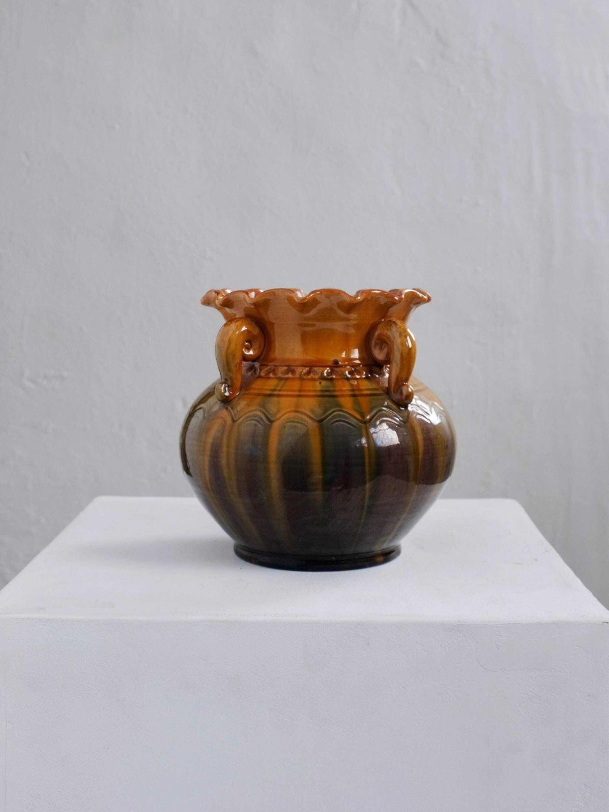 Scalloped Ceramic Vase With Curled Handles | Latvia | 1960s photo 158.0