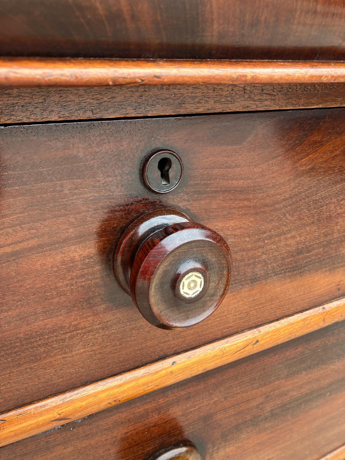 Large Antique Victorian Solid Mahogany Chest Of Drawers photo vinterior