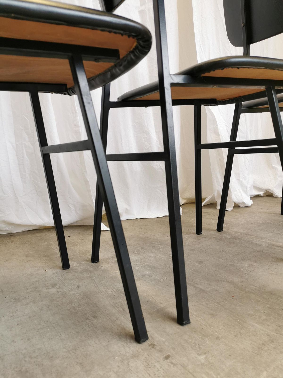 Set Of 4 Vintage School Chairs With Black Leather / Stol Kamnik 1980s Yugoslavia / Metal Base Leather Seat / Mid Century Dining Chair photo 623.0