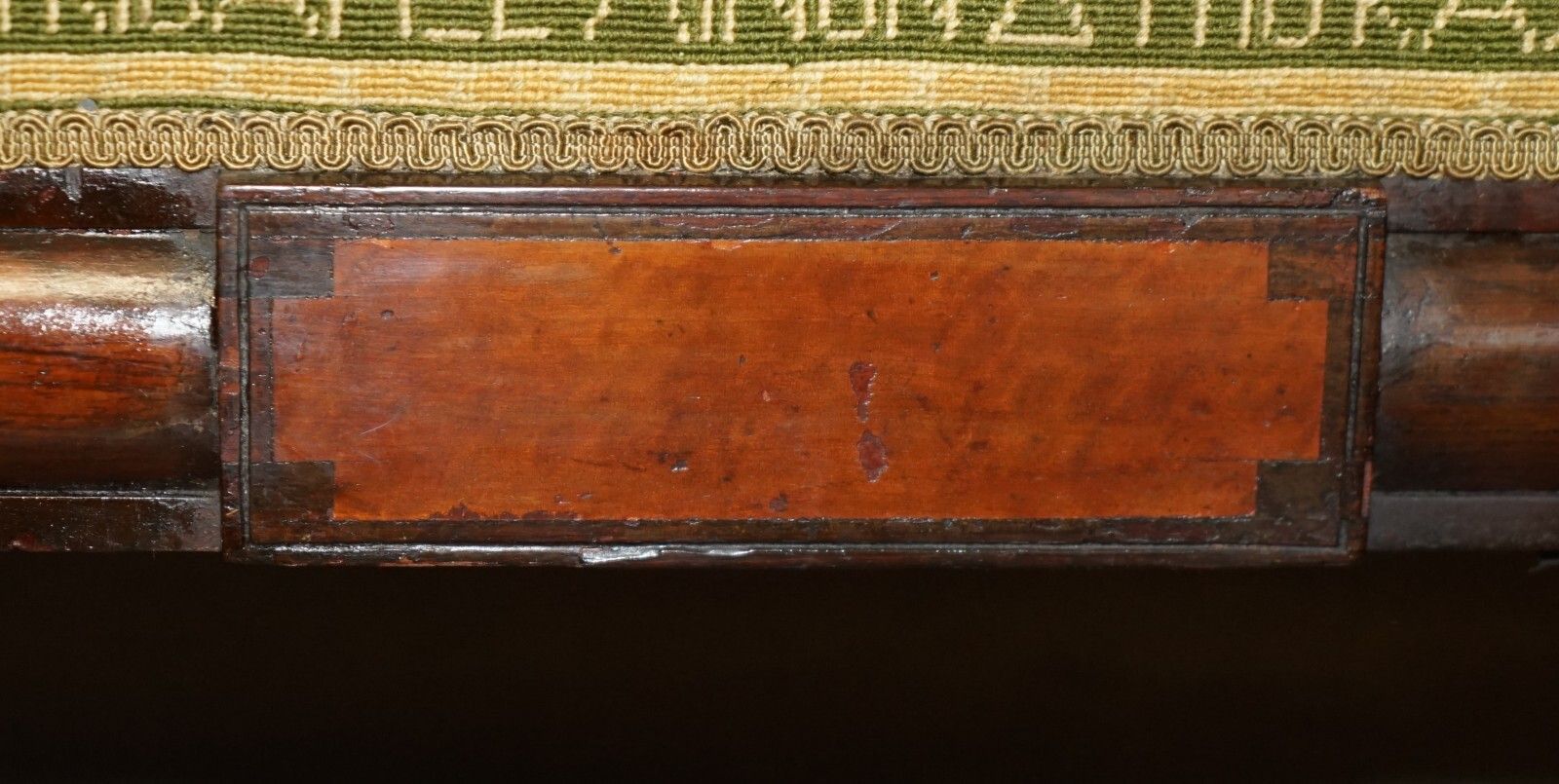 photo furniture Antique Regency Embroidered Mahogany Hand Carved Lion's Hairy Paw Chaise Lounge