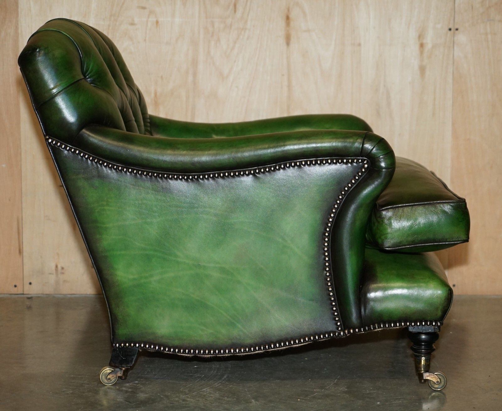 photo furniture Pair Of Antique Howard & Son's Bridgewater Chesterfield Green Leather Armchairs