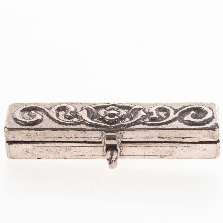 Antique Art Nouveau White Metal Pillbox With Floral Design