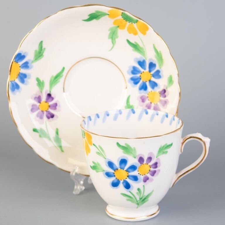 Royal Tuscan Porcelain Ceramic Art Deco Teacup & Saucer