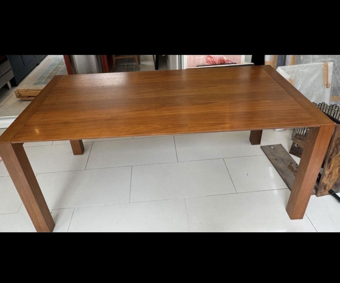 Extendable Dark Wood Table And Matching Dark Wood/Orange Chairs X6 photo Furniture