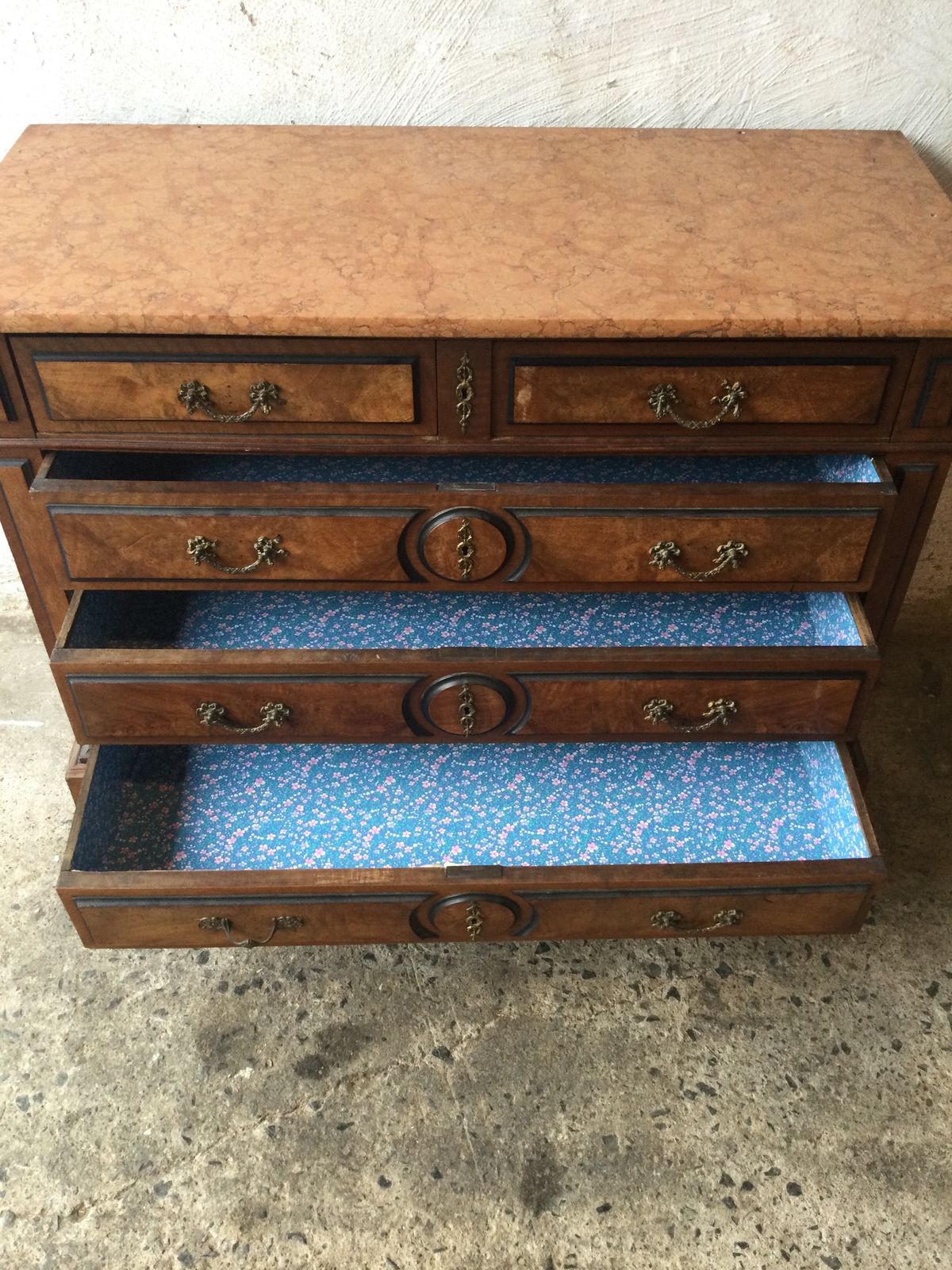 Furniture Chest Of Drawers photo