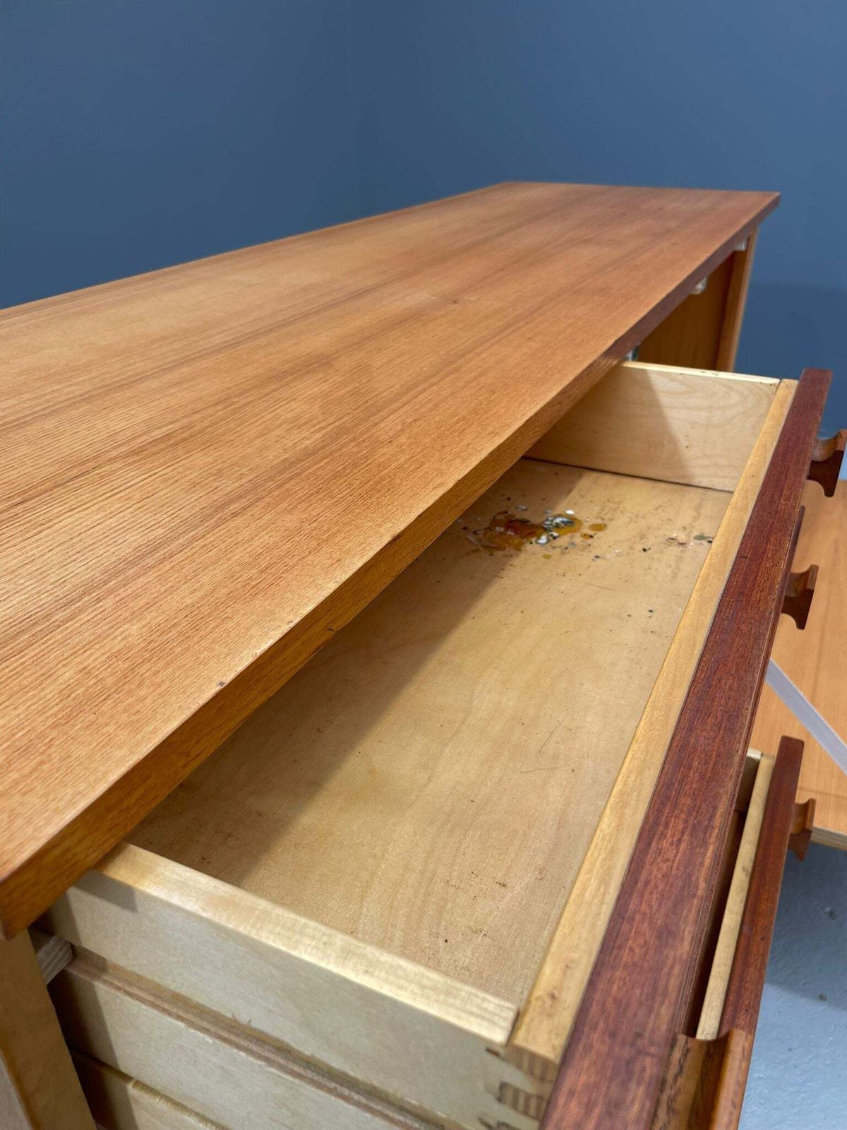 Modernistisch Dressoir Met Klapdeur, Tsjecho Slowakije, Jaren 1970 photo for sale