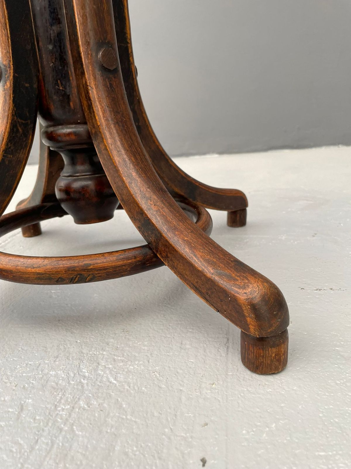 Thonet Bentwood Piano Stool, Austro Hungarian Empire, Early 20th Century photo buy