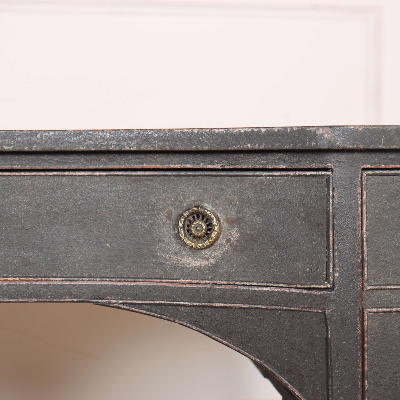 Swedish Painted Writing Desk, 1800s photo vinterior