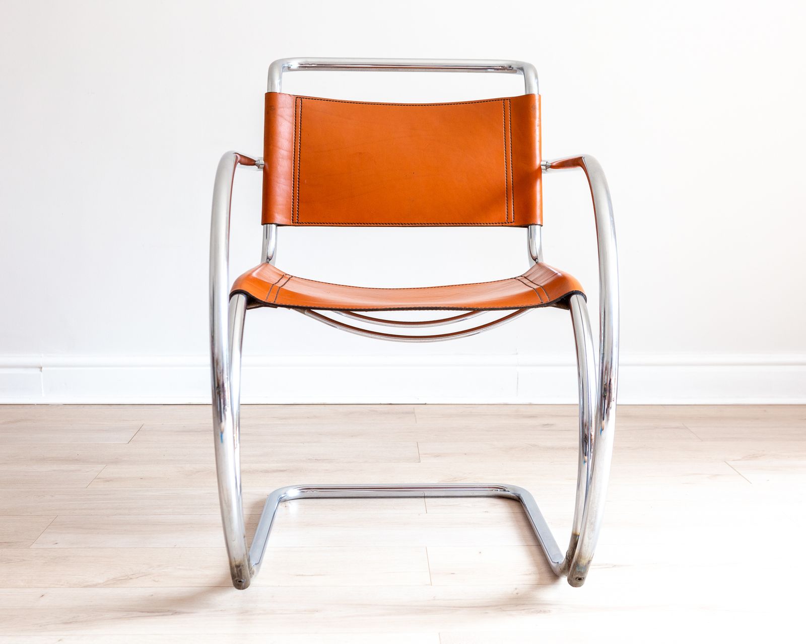photo for sale Mies Van Der Rohe Mr20 Cantilever Chair Chestnut Leather Chrome Bauhaus Mcm