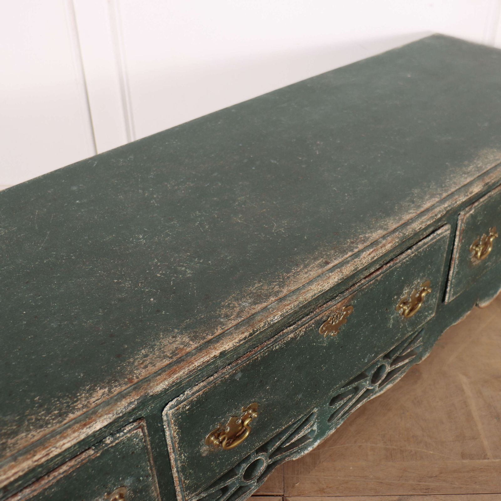 photo buy Large English Dresser Base, 1700s