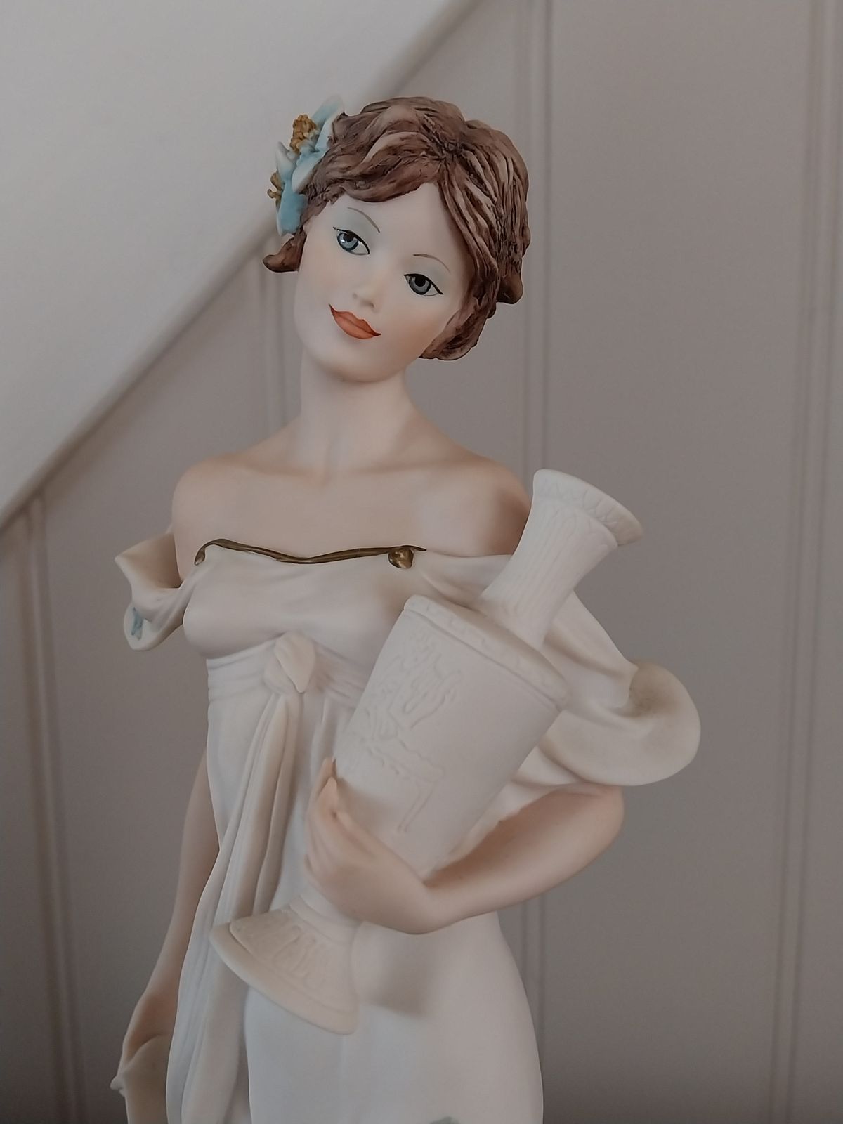 Giuseppe Armani Sweet Water Lady Figurine. Capodimonte. photo furniture