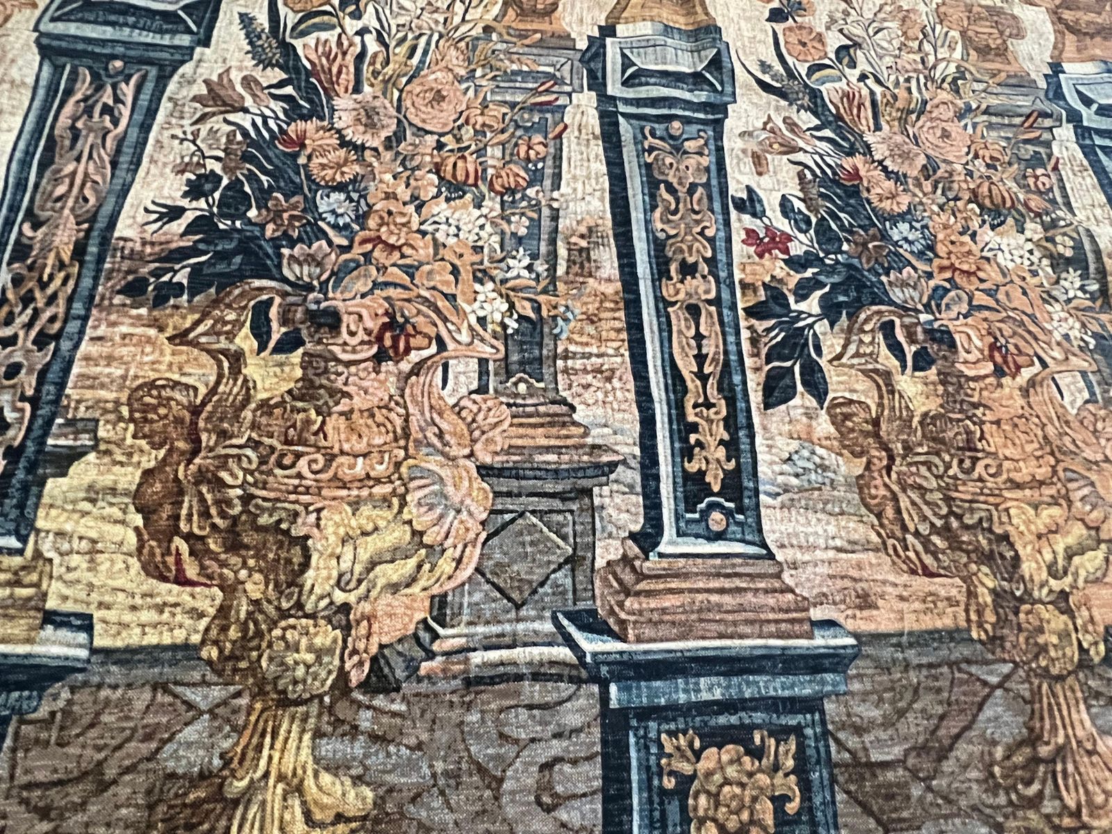 "Colonnades" Tapestry 1980c photo 4632.0
