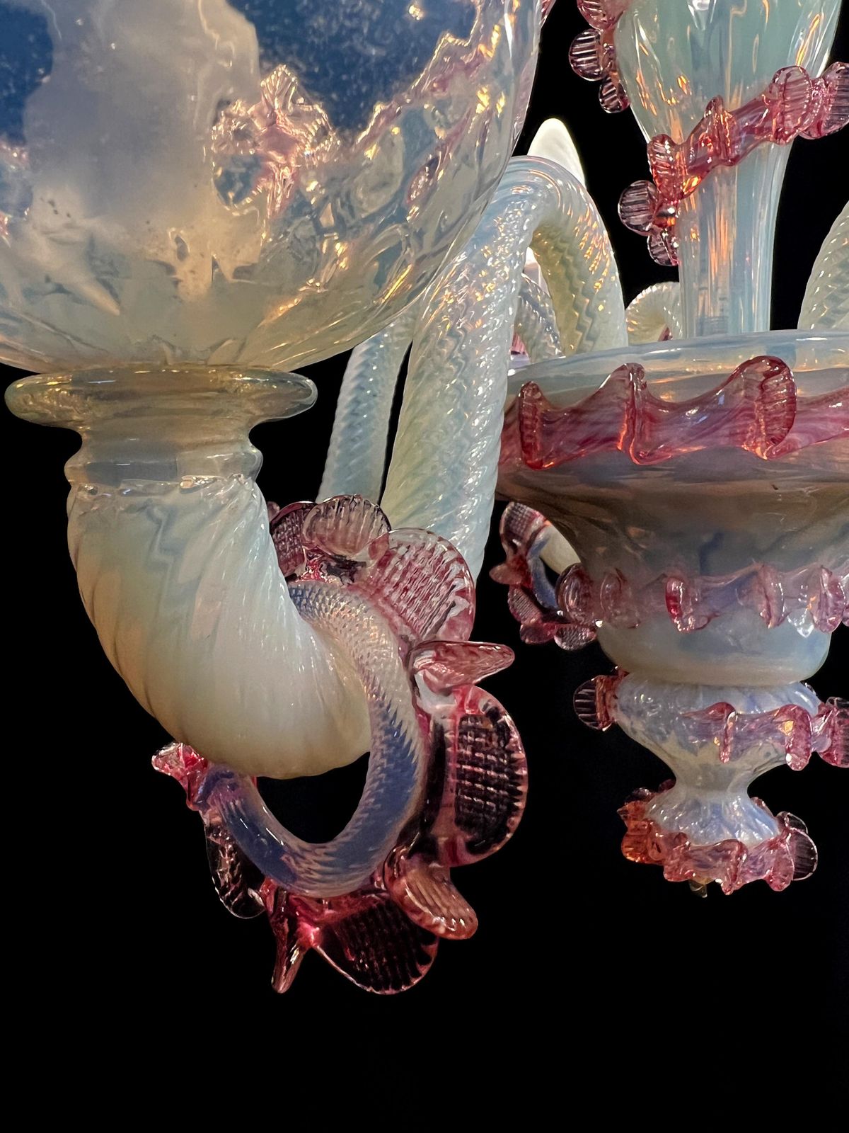 photo vintage Charming Light Blue And Pink Venetian Chandelier, Murano, 1950s