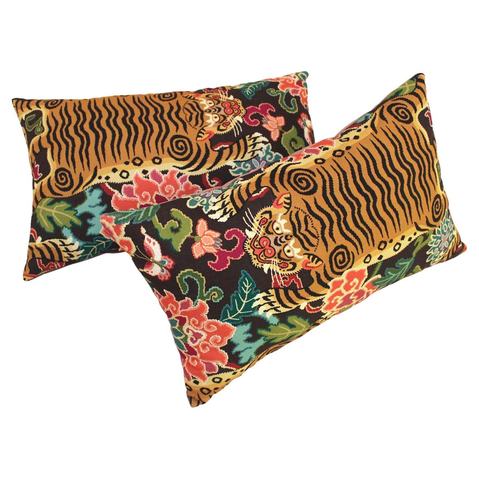 Cushion Withcontemporary Jungle Print In Velvet And Cotton