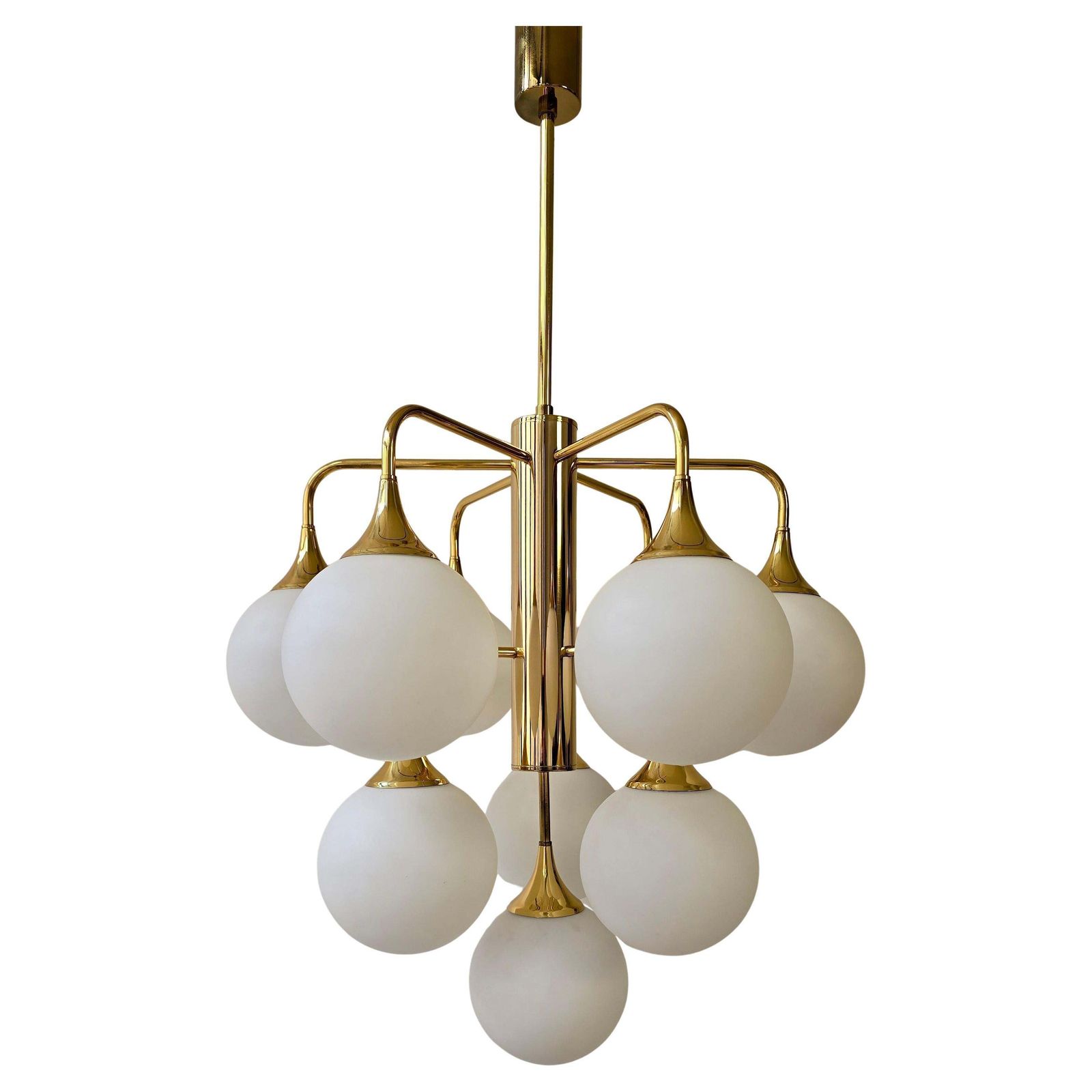 Exclusive Italian Chandelier With 10 Opaline Globes