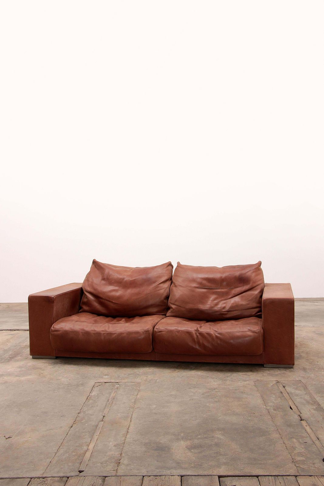 Paola Navone By Baxter Italy Gognac Color Sofa Model Budapest photo furniture