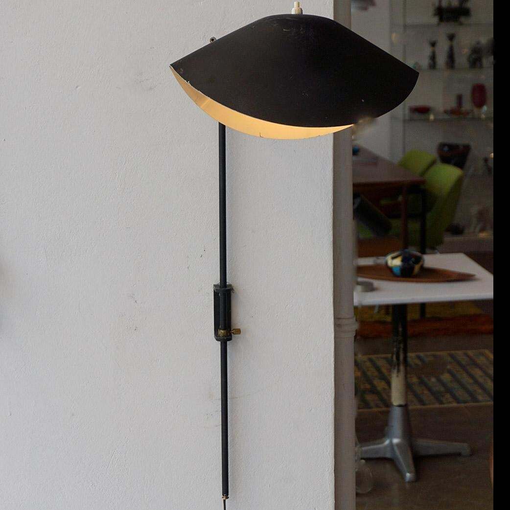 photo vinterior Original Black Single Arm Wall Lamp  By Serge Mouille