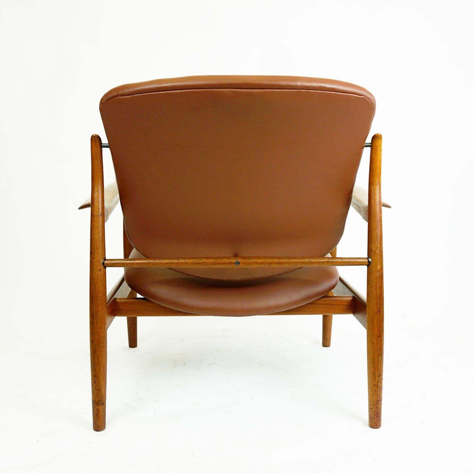 photo furniture Danish Modern Teak And Brown Leather Loungechair By Finn Juhl For France And Son