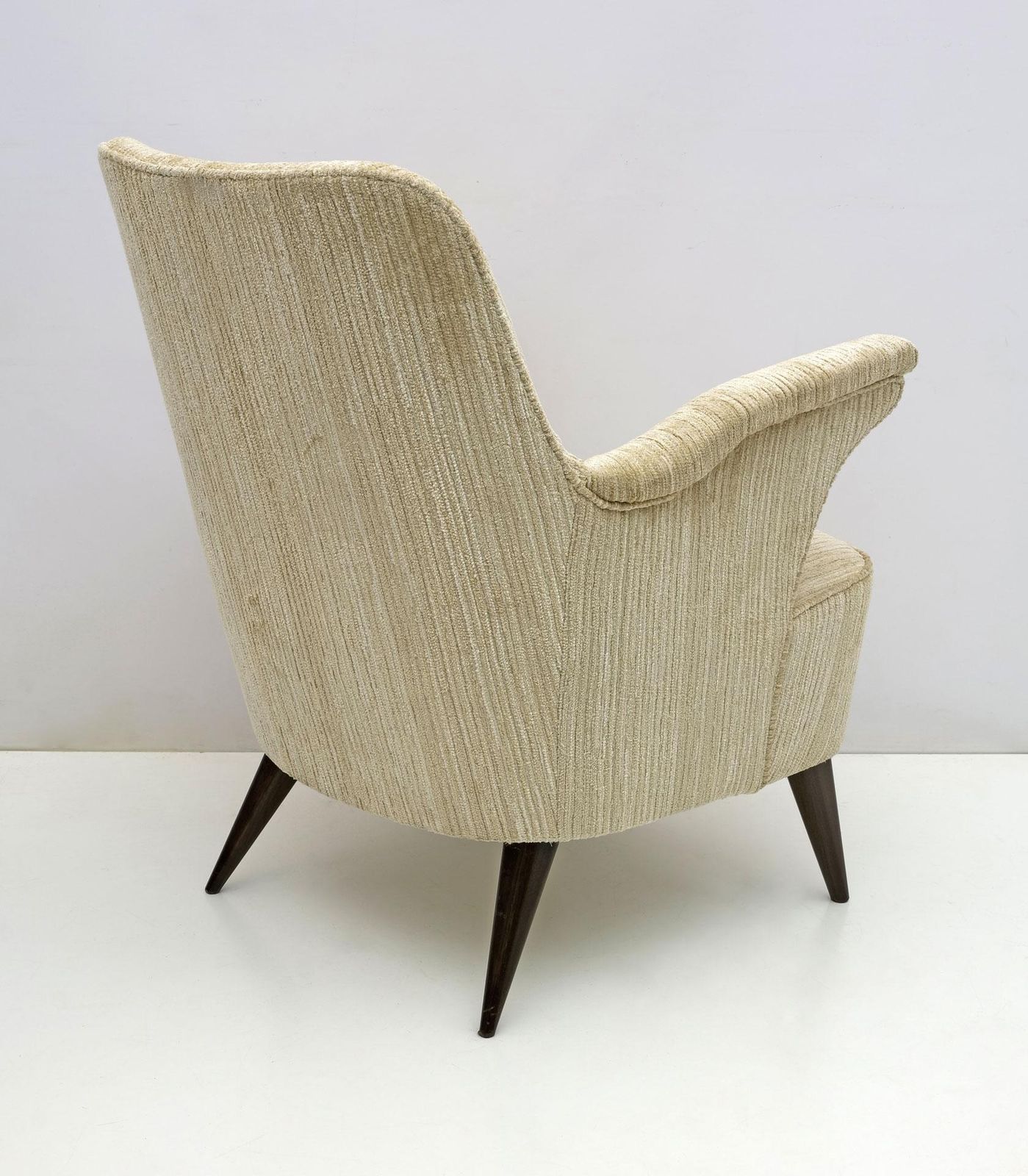 Pair Of Nino Zoncada Mid Century Modern Chenille Velvet By Cassina Armchairs 50s photo vintage