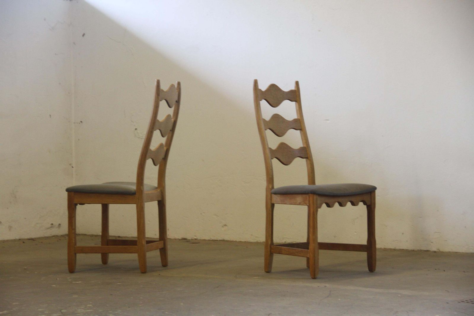 Highback / Ladderback Oak Chairs Style Of Henning Kjærnulf, 1960s, Set Of 4 photo 2101.0