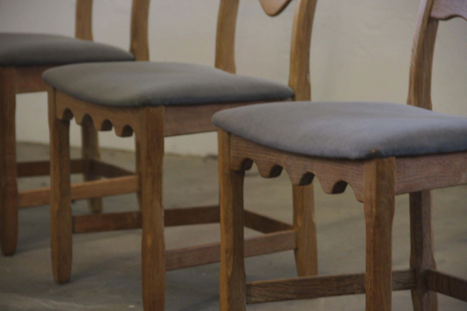 Highback / Ladderback Oak Chairs Style Of Henning Kjærnulf, 1960s, Set Of 4 photo vintage