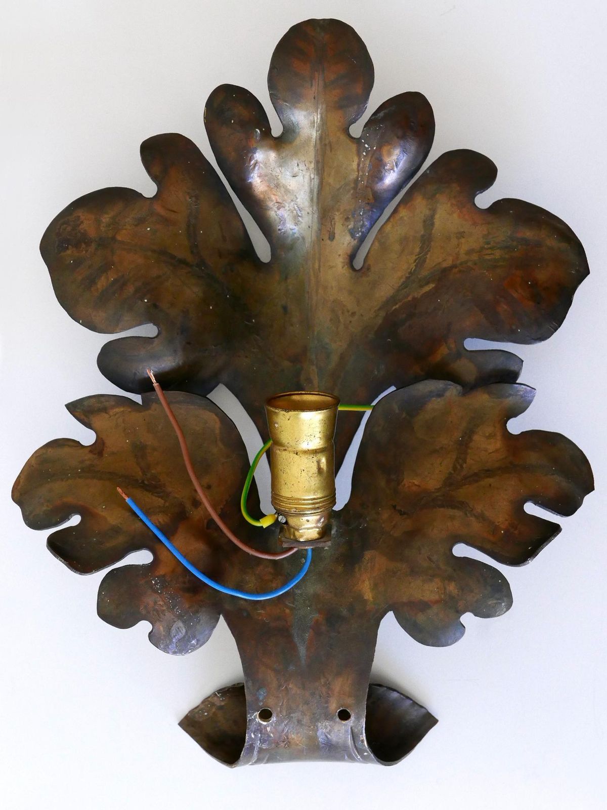 photo vintage Lovely Mid Century Modern Brass Oak Leaf Sconce Or Wall Lamp Germany 1960s