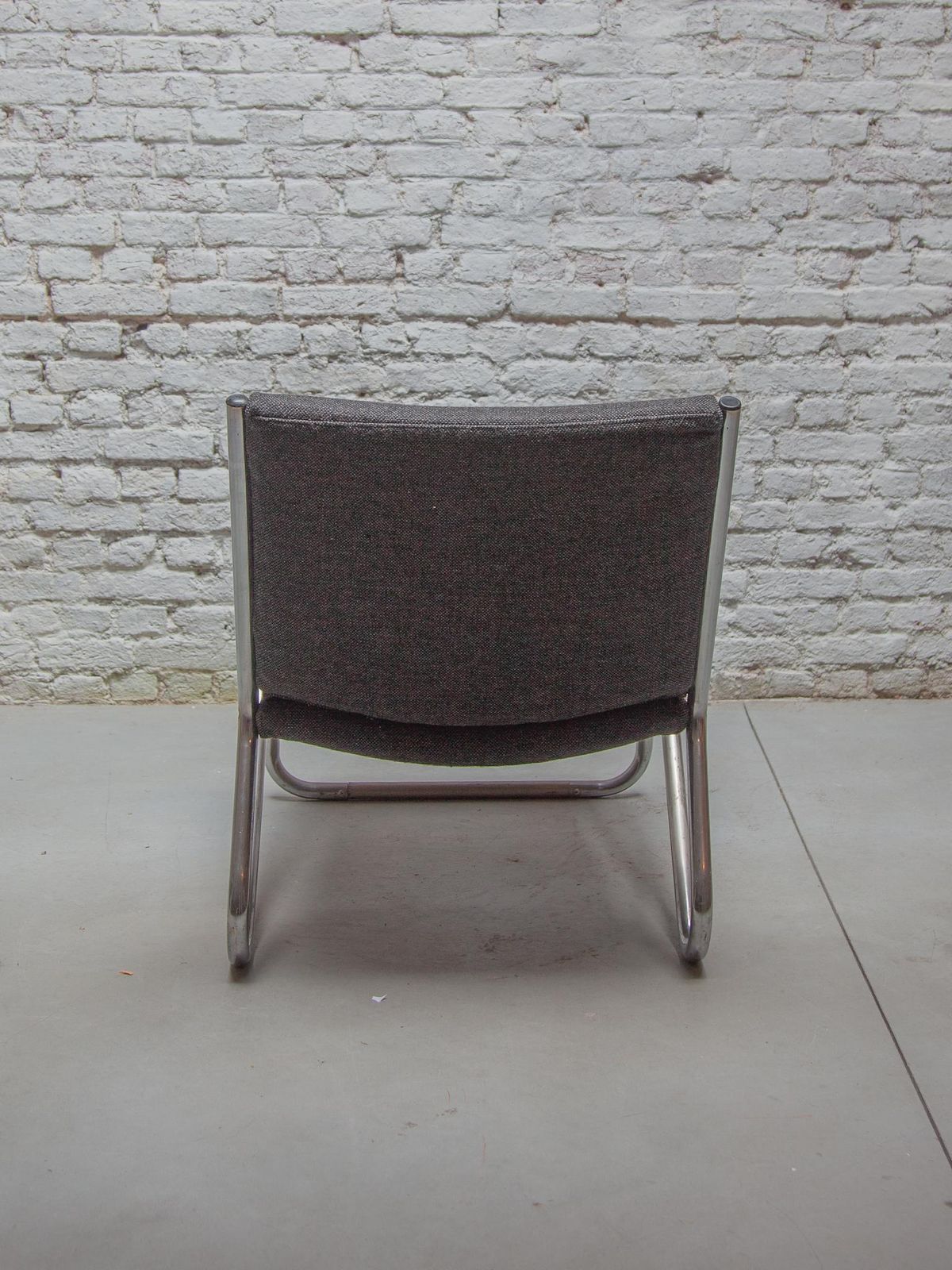 Set Of Five Chrome Tubular Steel Bauhaus Style Lounge Chairs photo vintage