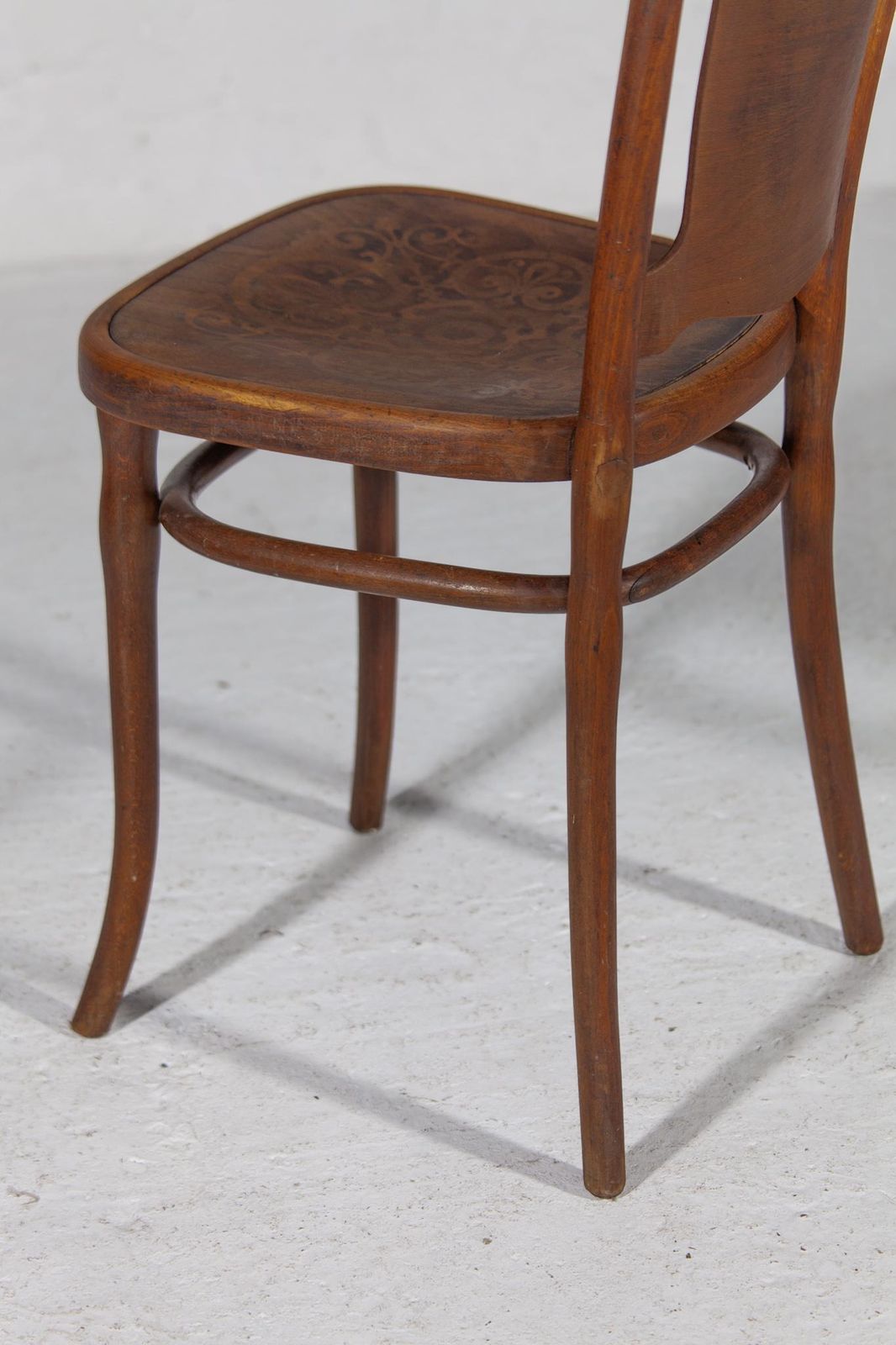 photo for sale Thonet Art Nouveau Set Of Six Very Rare Chairs With Printed Pattern.