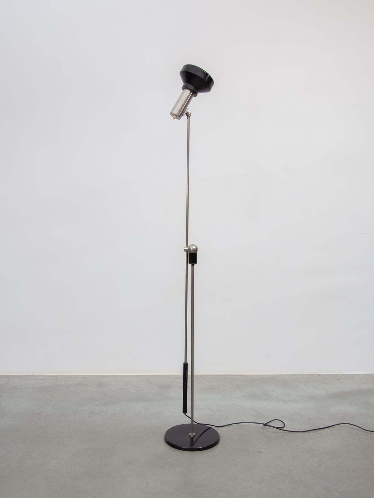 Rare "Magneto" Floor Lamp Designed By H. Fillekes For Artiforte, 1956, Holland photo Lighting