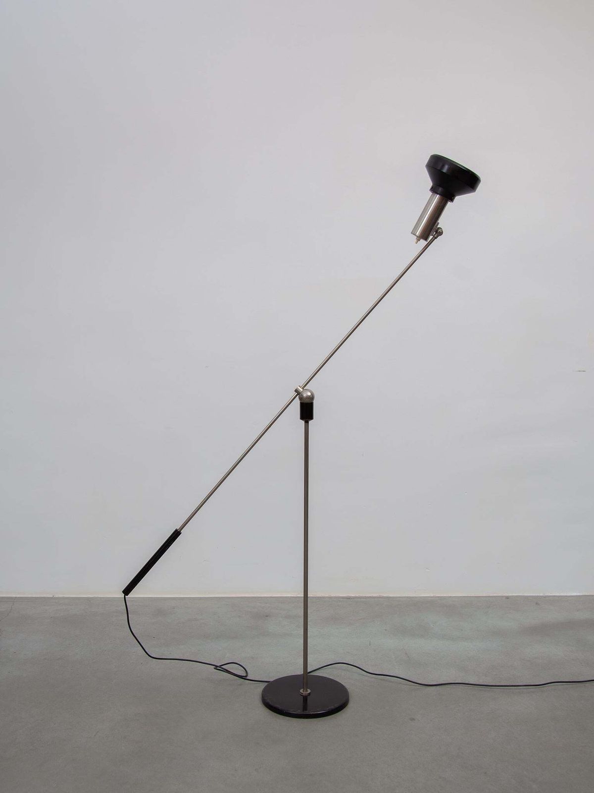 Rare "Magneto" Floor Lamp Designed By H. Fillekes For Artiforte, 1956, Holland photo vinterior