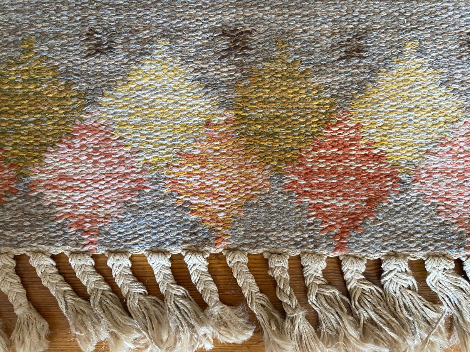photo for sale Scandinavian Modern Röllakan Pastel Color Flatweave Rug, Sweden, 1950s