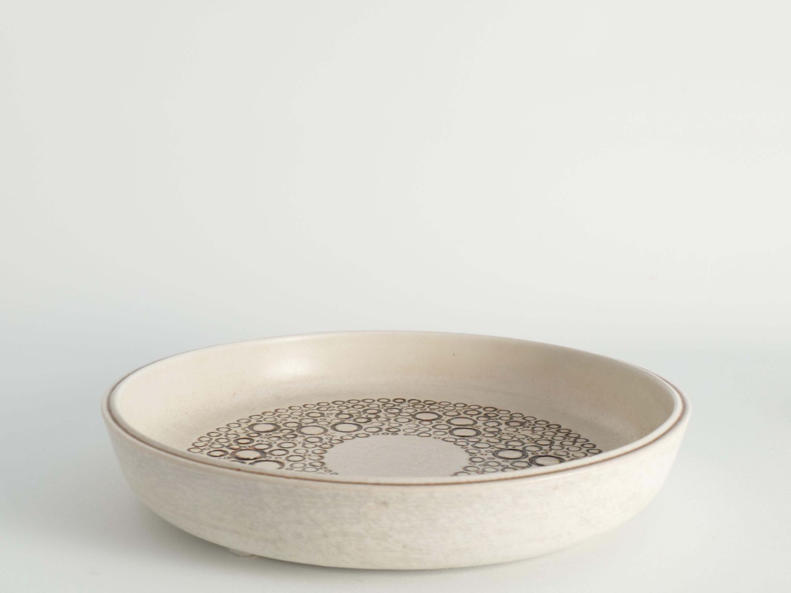 Scandinavian Modern Stoneware Plate "Mykene", Britt Louise Sundell, Gustavsberg photo buy